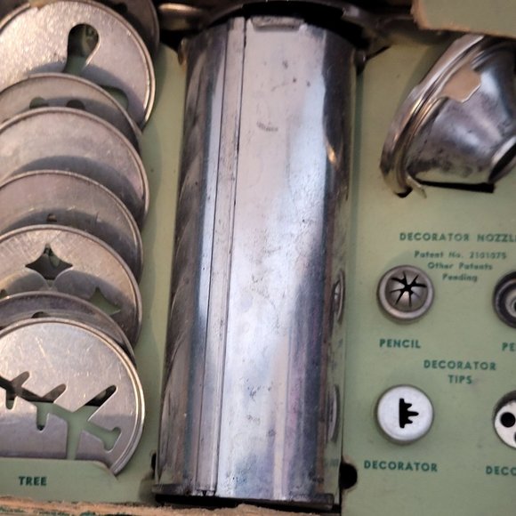 MCM Cake Decorator and Cookie Maker Complete With Original Box Has Wear - Picture 6 of 14